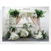 Flower Arrangement In Wedding