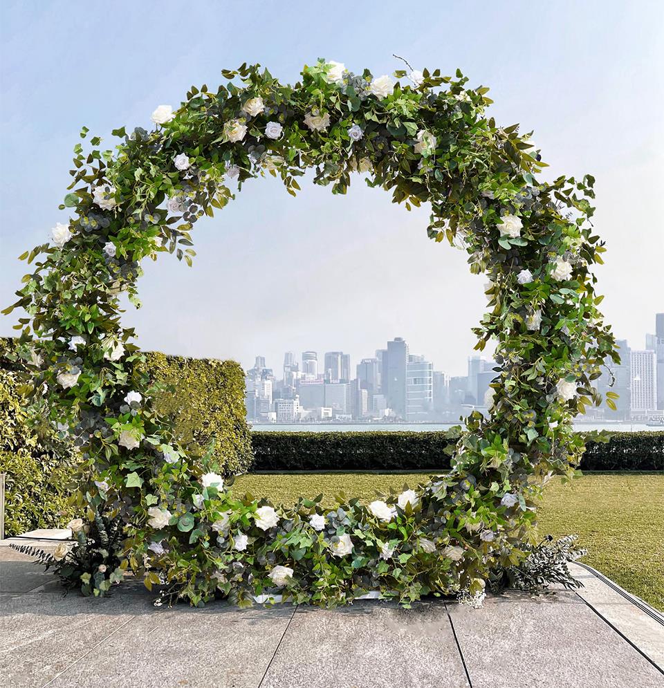 outside wedding coral decorations