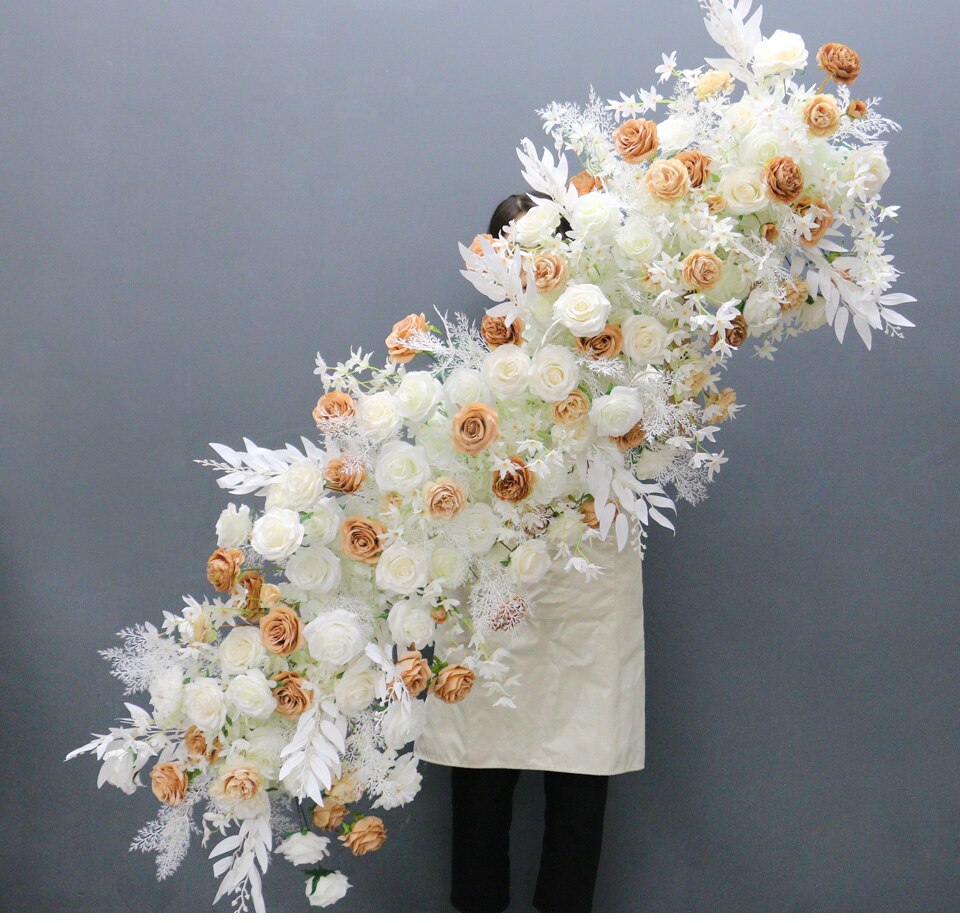 crepe paper flower wedding decoration8