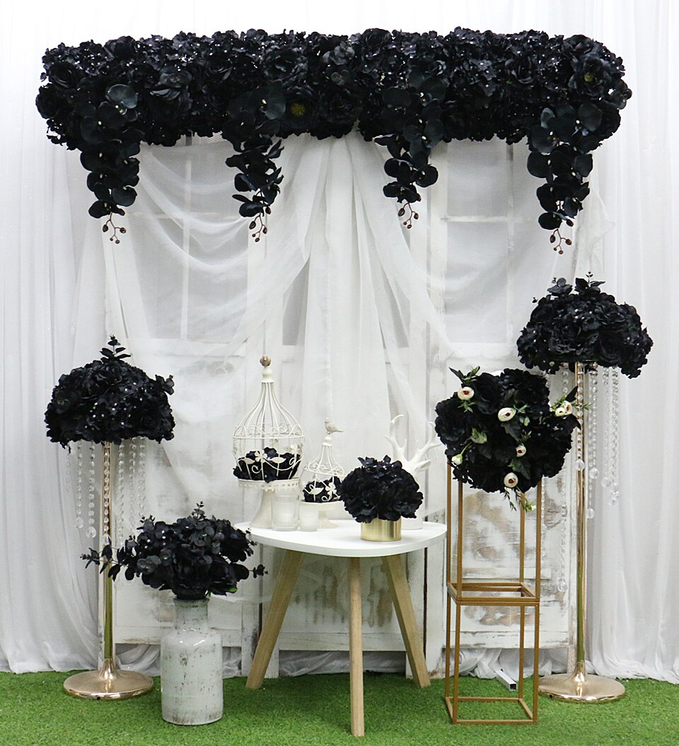 black gold and red wedding decor